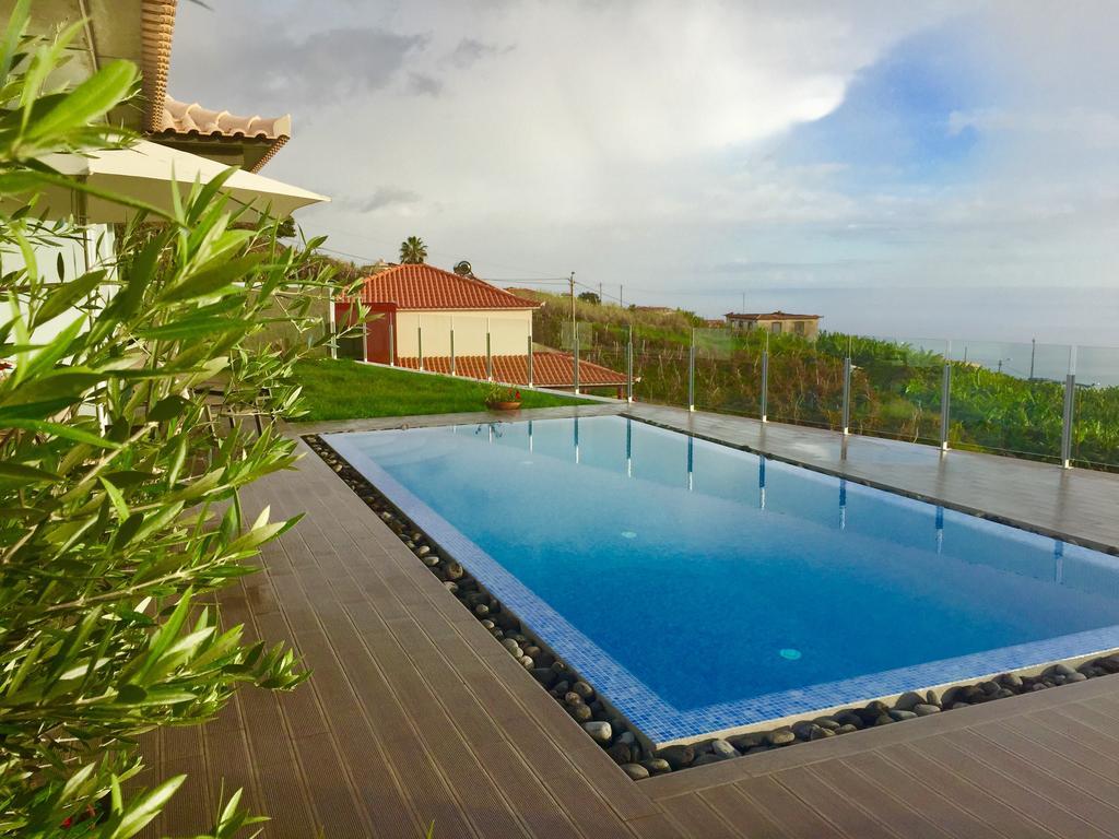 Pinheira Iii Heated Pool