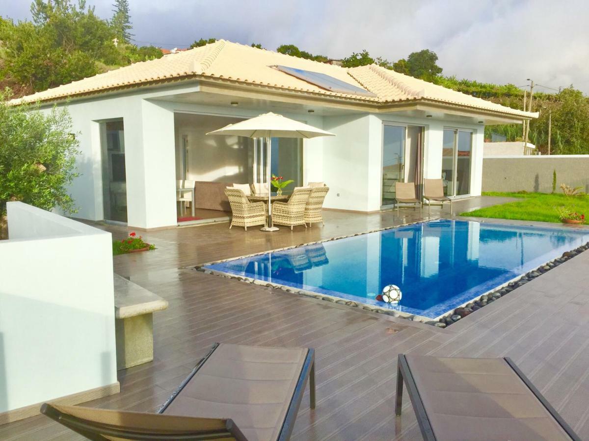 Pinheira Iii Heated Pool Holiday home Calheta (Madeira)